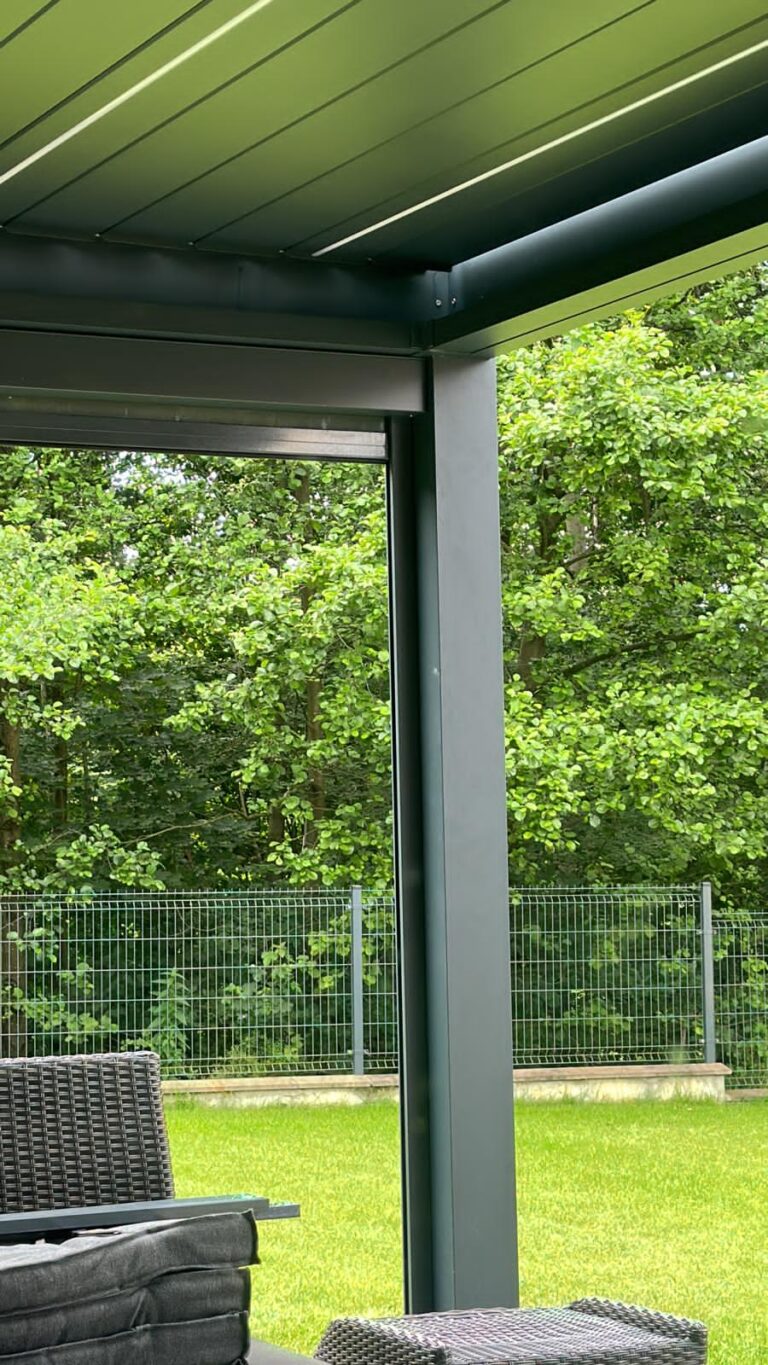 Pictures of columns for outdoor shading solutions from Poland