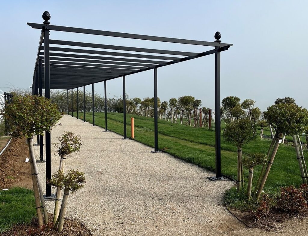 Aluminum Pergola vs Steel Pergola: Which One is the True Backyard Hero? 2 Steel pergola