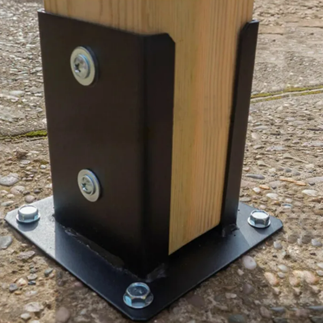 Metal foundation