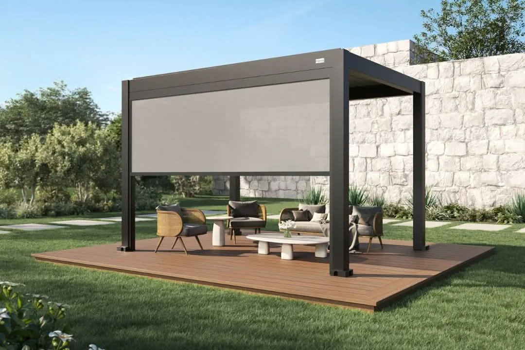 Toldo de aluminio con persianas enrollables resistentes al viento para mayor privacidad